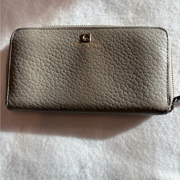 Kate Spade Tan Pebbled Leather Wallet - Picture 1 of 5